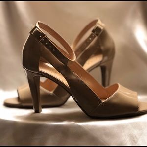 Franco Sarto High Heel Open Toe Patent Lea Pump